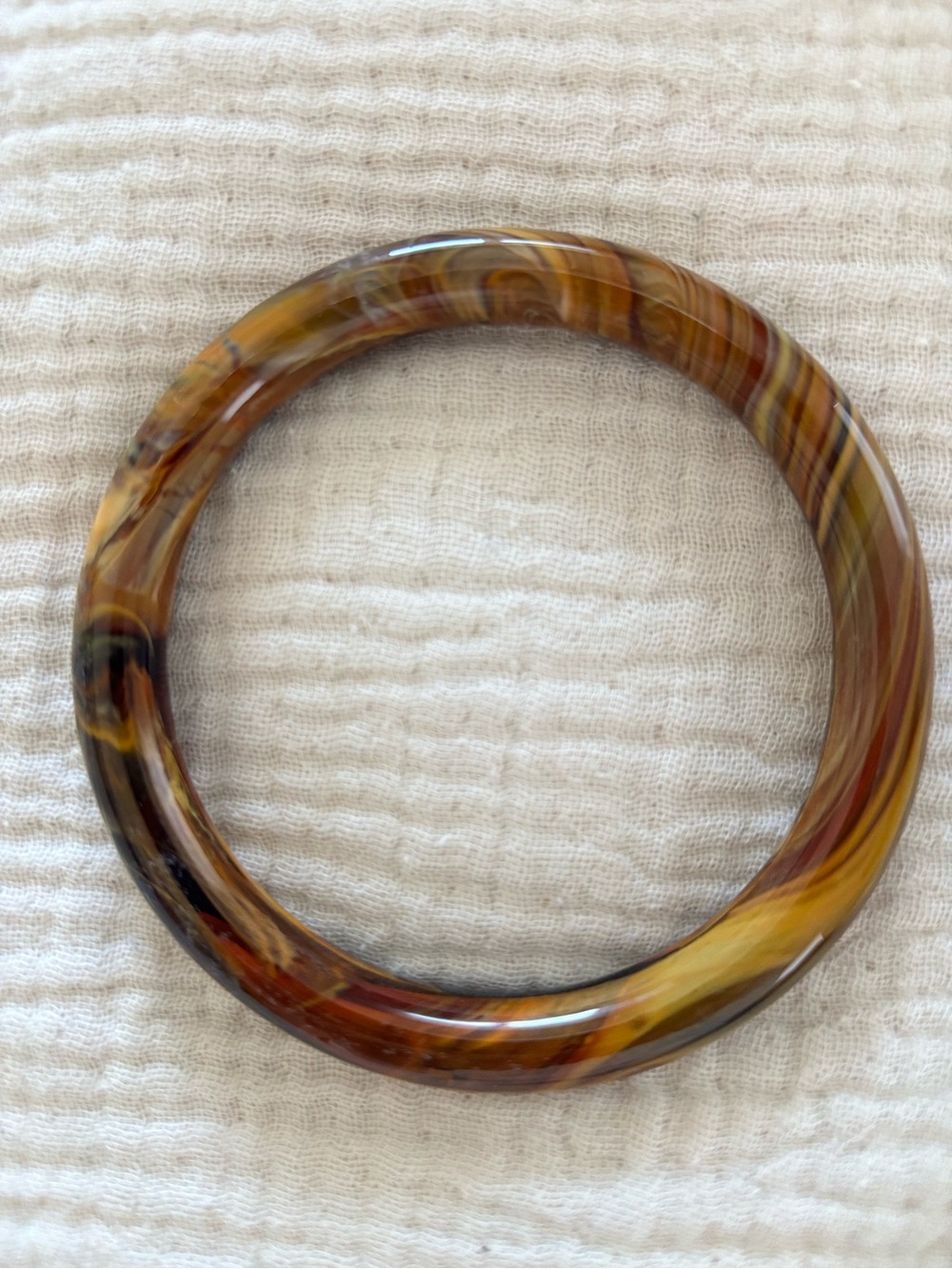 Classic Amber-Tone Resin Bangle Bracelet